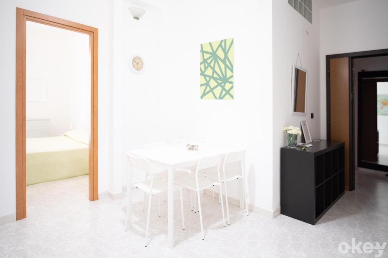 Cozy Apartments De Gasperi Bari Exterior foto